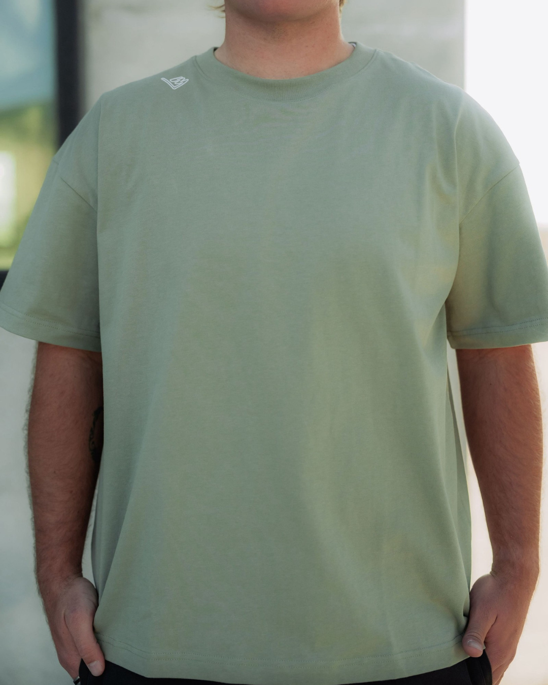 Outline Tee